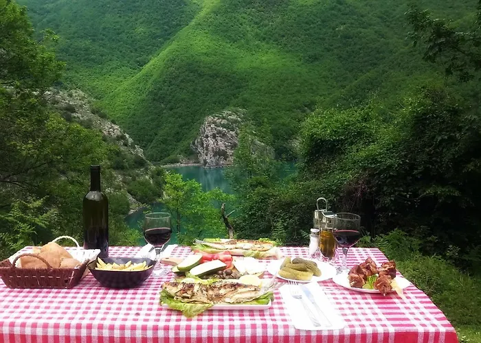 Twin Komani Affittacamere 3*